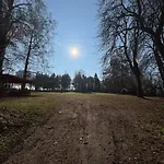 Waldsachsen - Gaeste Und Monteurzimmer Mit Parkplatz Meerane