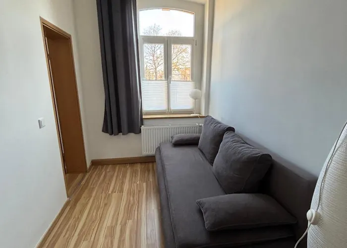 Waldsachsen - Gaeste Und Monteurzimmer Mit Parkplatz