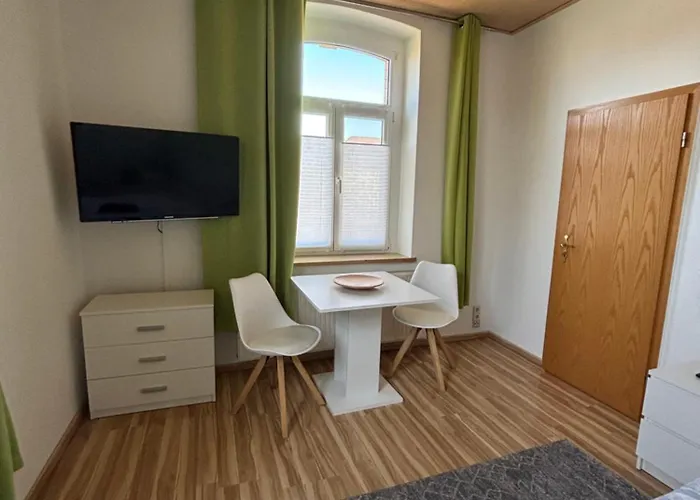 Waldsachsen - Gaeste Und Monteurzimmer Mit Parkplatz Guest house
