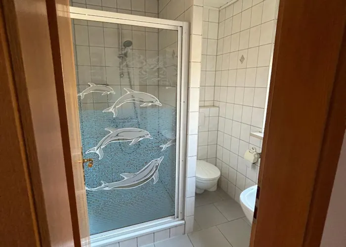 Waldsachsen - Gaeste Und Monteurzimmer Mit Parkplatz * Meerane